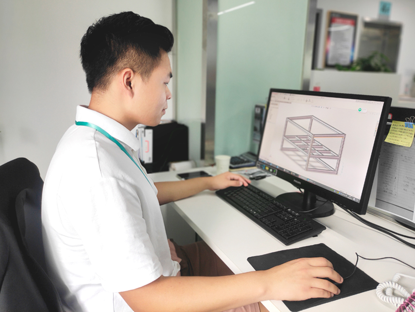 榮仕杰-垂直生產智造